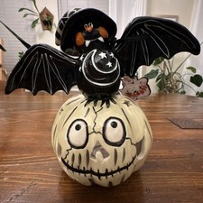 RARE Blue Sky Clayworks Batty On A Skeleton Pumpkin Tealight NWT HTF NEW 2020 picture