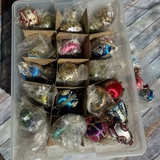 HUGE LOT OF VINTAGE PUSH PIN SEQUIN BEADED CHRISTMAS ORNAMENTS 71 Pieces Rare picture