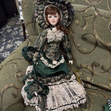 Franklin Heirloom Porcelain Plays Music picture