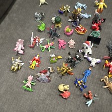 30+ vintage digimon Mini Figures Mixed Lot rare picture