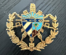 RARE CUBA CUBAN MEDAL SHIELD PIN BADGE REVOLUTION REPUBLIC MILITARY COLLECTIBLE picture