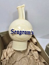 1970 Seagram’s Distillery Whiskey Bottle Top Spout Pourer Original Box Bar Ware. picture