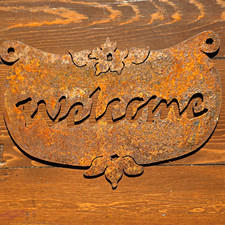 Cast Iron Welcome Sign Plaque Vintage Rustic Wall Decor Plaque picture