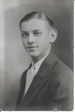 Antique 1920s Photo Well Dressed Handsome Young Man Boy Teen Suit Hair 20s picture