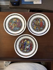 Darceau-Limoges Noel vitral 2,3,4 porcelaine plates 3 pcs picture