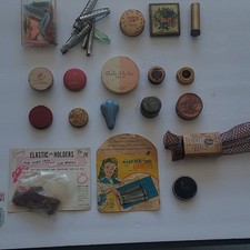 19 Pc Beauty Vanity Cosmetics Lot Vintage Bottles some items hv product in them picture