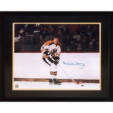 Bobby Orr Autographed Boston Bruins (Action) Deluxe Framed 16x20 Photo - GRN Hol picture