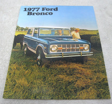 VINTAGE 1977 FORD BRONCO BROCHURE - ORIGINAL LITERATURE picture