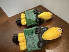 HECKLE AND JECKLE 1998 FIGURAL SALT & PEPPER SHAKER SET STAR JARS MISSING STAND picture