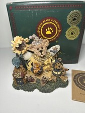 Boyds Bears Victoria Regina Buzzbrain So Many Flowers So Little Time NIB picture