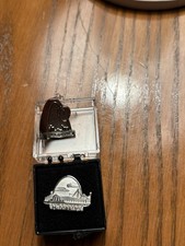 St. Louis Riverboat and Arch Silver Tone Metal Collectible Lapel Pin.  picture